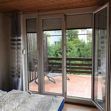 Jane Apartment