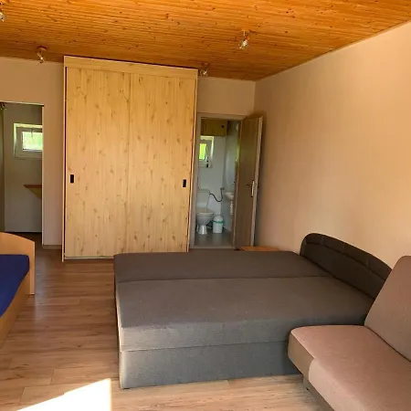 Jane Apartment